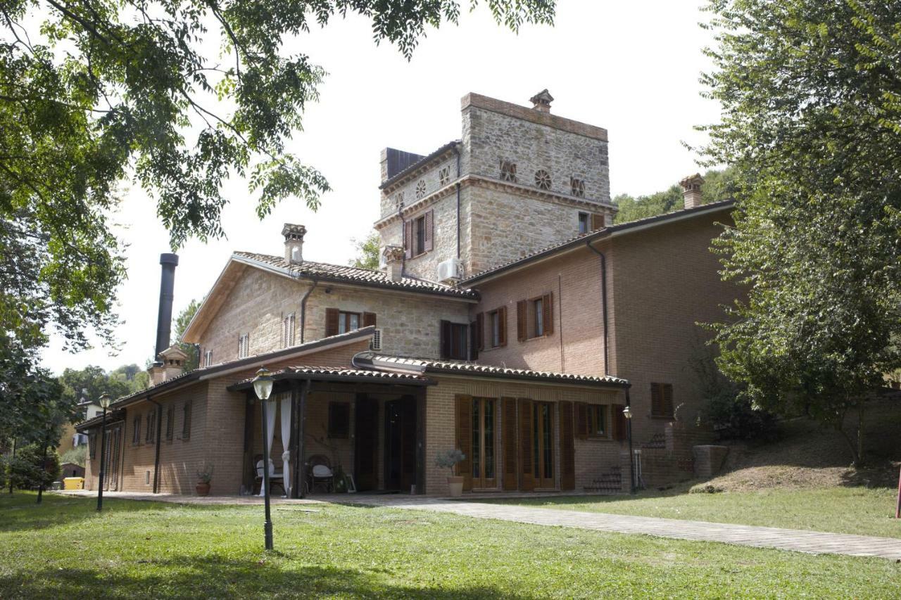 Della Posta *